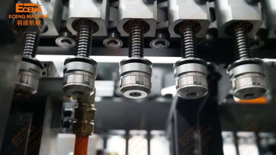 Máquina de soplar botellas de agua de 6 cavidades Alta velocidad 9000 ~ 12000BPH
