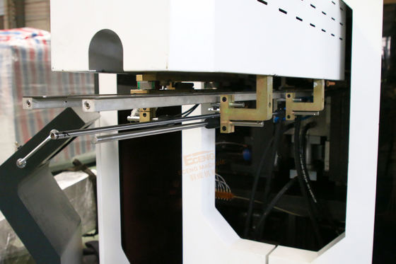 Precio de la máquina para la fabricación de botellas de plástico totalmente automáticas de hueco