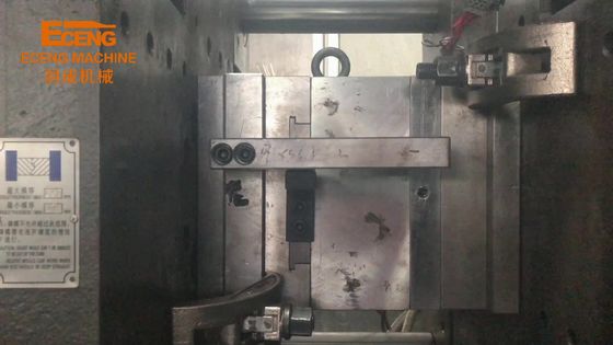 La inyección del ANIMAL DOMÉSTICO de la botella S136 moldeo por insuflación de aire comprimido 1 SGS ISO del CE de la cavidad