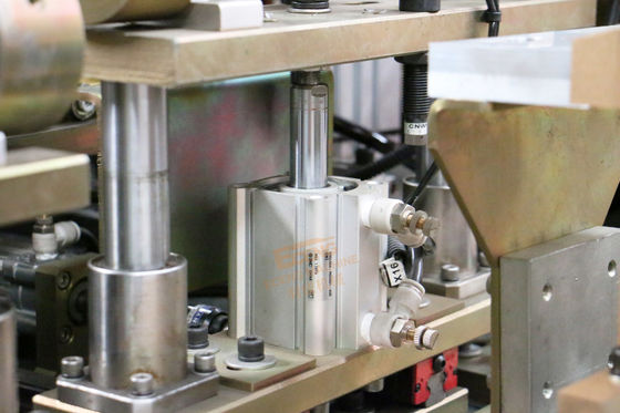 fase 220V de la máquina 3 de la botella plástica del ANIMAL DOMÉSTICO que sopla 5000ml