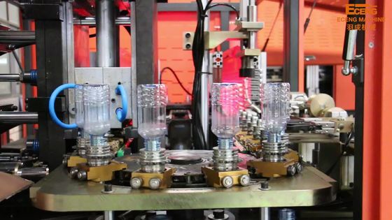 Máquina que sopla los 2.25mx1.6mx1.7m del estiramiento automático del ANIMAL DOMÉSTICO de 2 litros